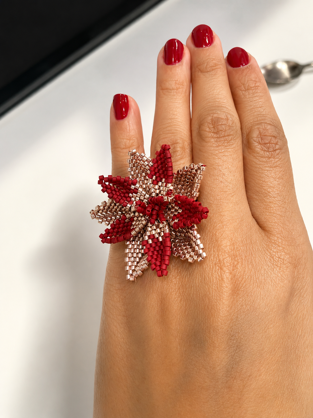 Anillo flor capas